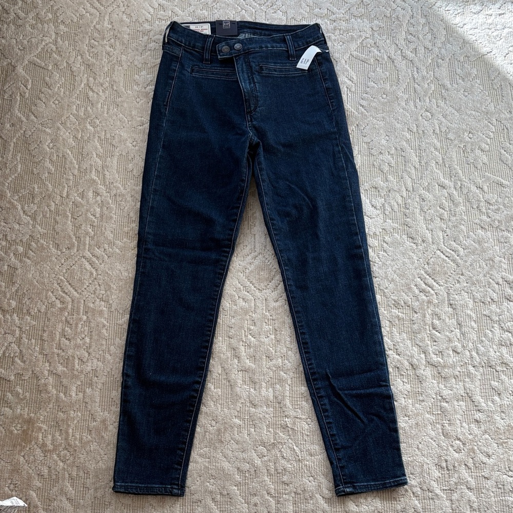 GAP Universal High Rise Jegging